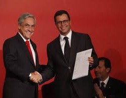 Presidente-Piñera-y-ministro-Hinzpeter-250x194.jpg