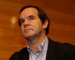 Ministro de Defensa Andrés Allamand