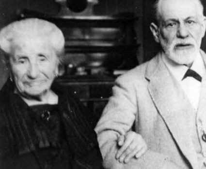Amalia, la madre que inspiró el notable trabajo de su hijo Sigmund Freud