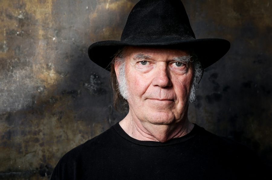 Neil-Young-portrait-2016-billboard-1548