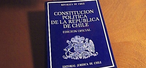 Constitución