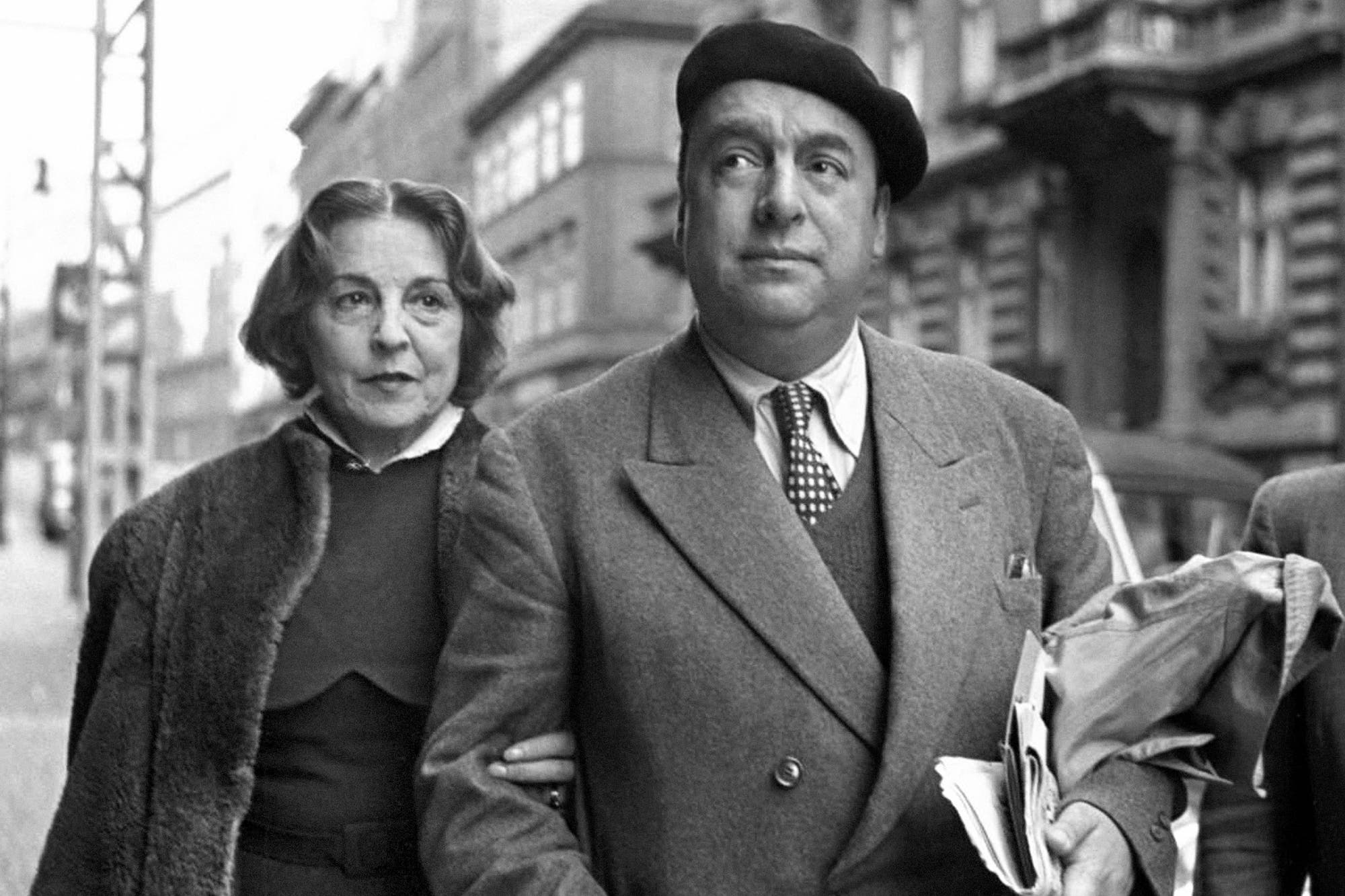 Neruda y Delia del Carril