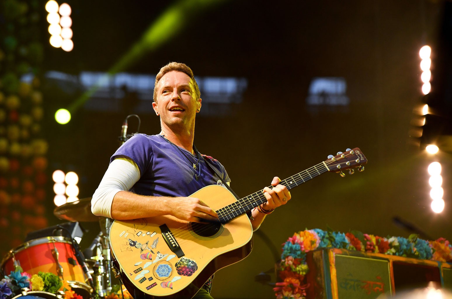 Chris Martin se presenta en los Grammys Los mejores 5 covers de los