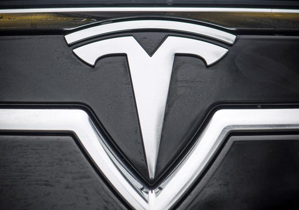 Tesla llega a Chile con tienda en Las Condes