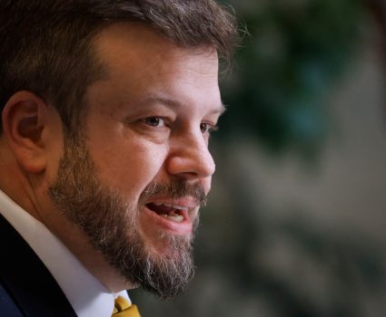 Kaiser asegura que "sin duda" apoyaría un nuevo golpe de Estado