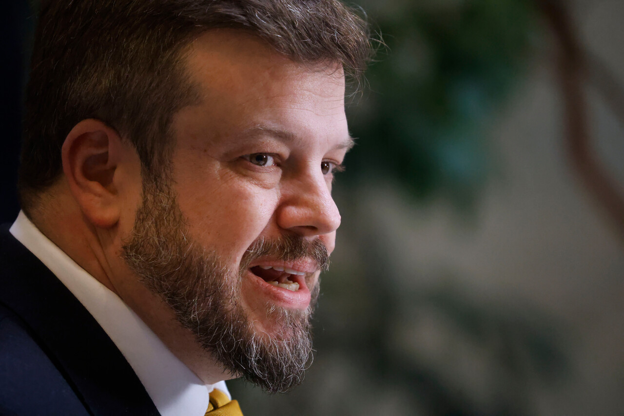 Kaiser asegura que "sin duda" apoyaría un nuevo golpe de Estado