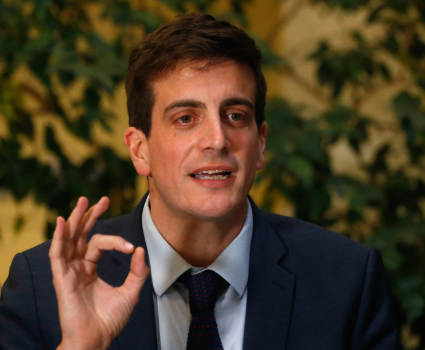 Schalper: "La citación de Boric es extralimitación de funciones"