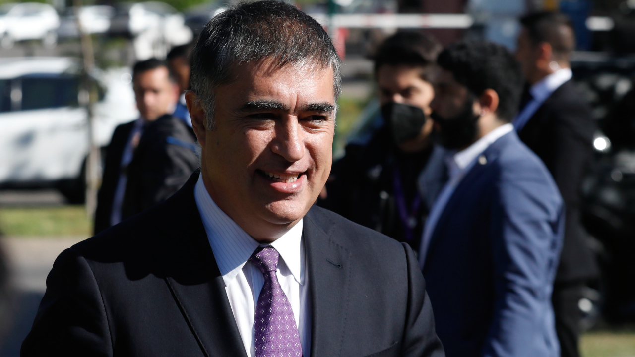 Desbordes lanza advertencia por ataques en Meiggs