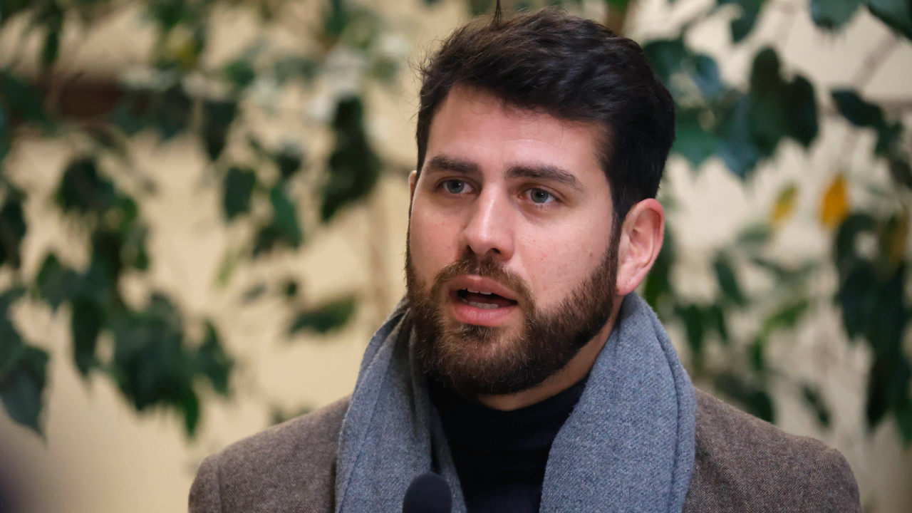 Ibáñez: "El Partido Comunista siempre ha sido socialdemócrata"