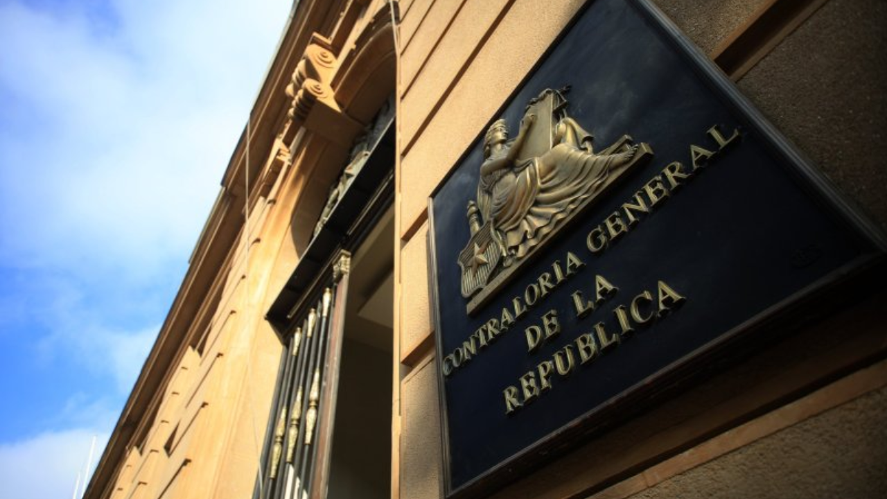 Contraloría limita uso del pase escolar a motivos de estudio