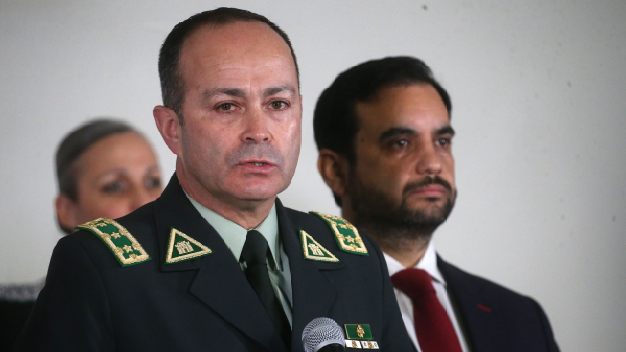 https://www.duna.cl/noticias/2025/08/21/gendarmeria-traslada-140-a-detenidos-desde-carcel-de-valparaiso/