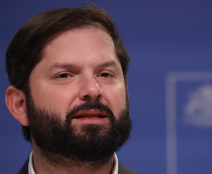 Boric resalta aumento de la PGU en medio debate por pensiones