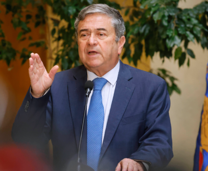 Coloma asegura que programa de Matthei tiene ventaja sobre Kast