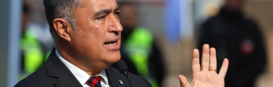 Desbordes comparó al PC con los Nazis